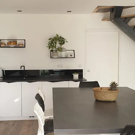 Maison A L'oree Du Bois Des Eloux Et 150 M De La * La Guérinière