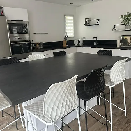 Maison A L'oree Du Bois Des Eloux Et 150 M De La