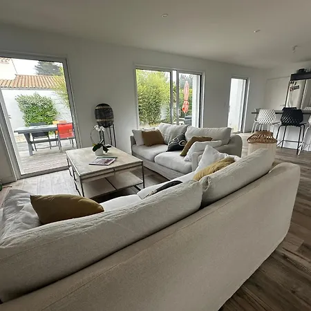Nyaraló Maison A L'oree Du Bois Des Eloux Et 150 M De La *