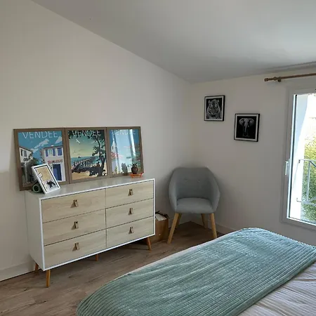 Nyaraló Maison A L'oree Du Bois Des Eloux Et 150 M De La La Guérinière